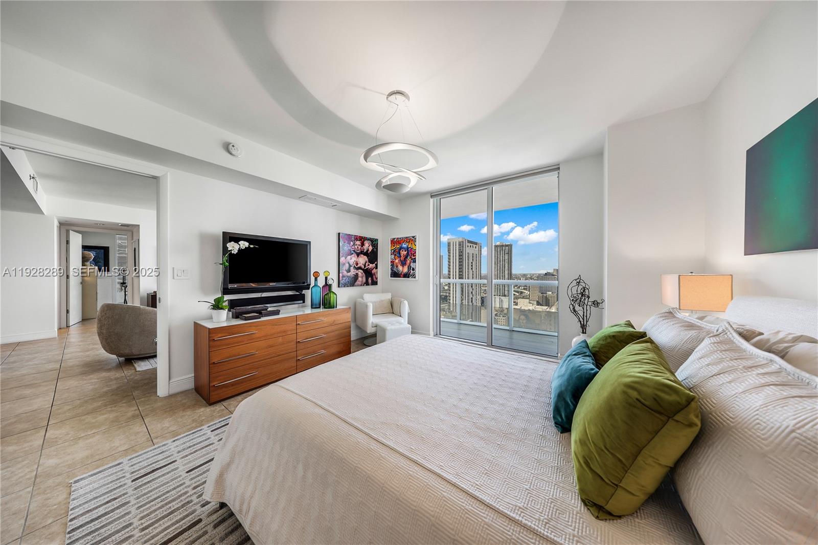 50 Biscayne Blvd #3311, Miami FL 33132