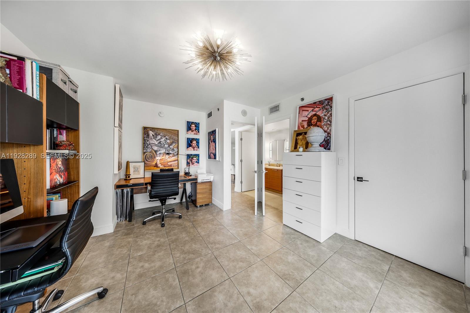 50 Biscayne Blvd #3311, Miami FL 33132