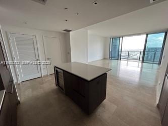 68 SE 6th St #3008, Miami FL 33131