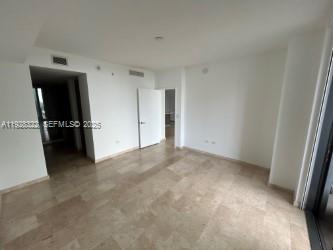 68 SE 6th St #3008, Miami FL 33131