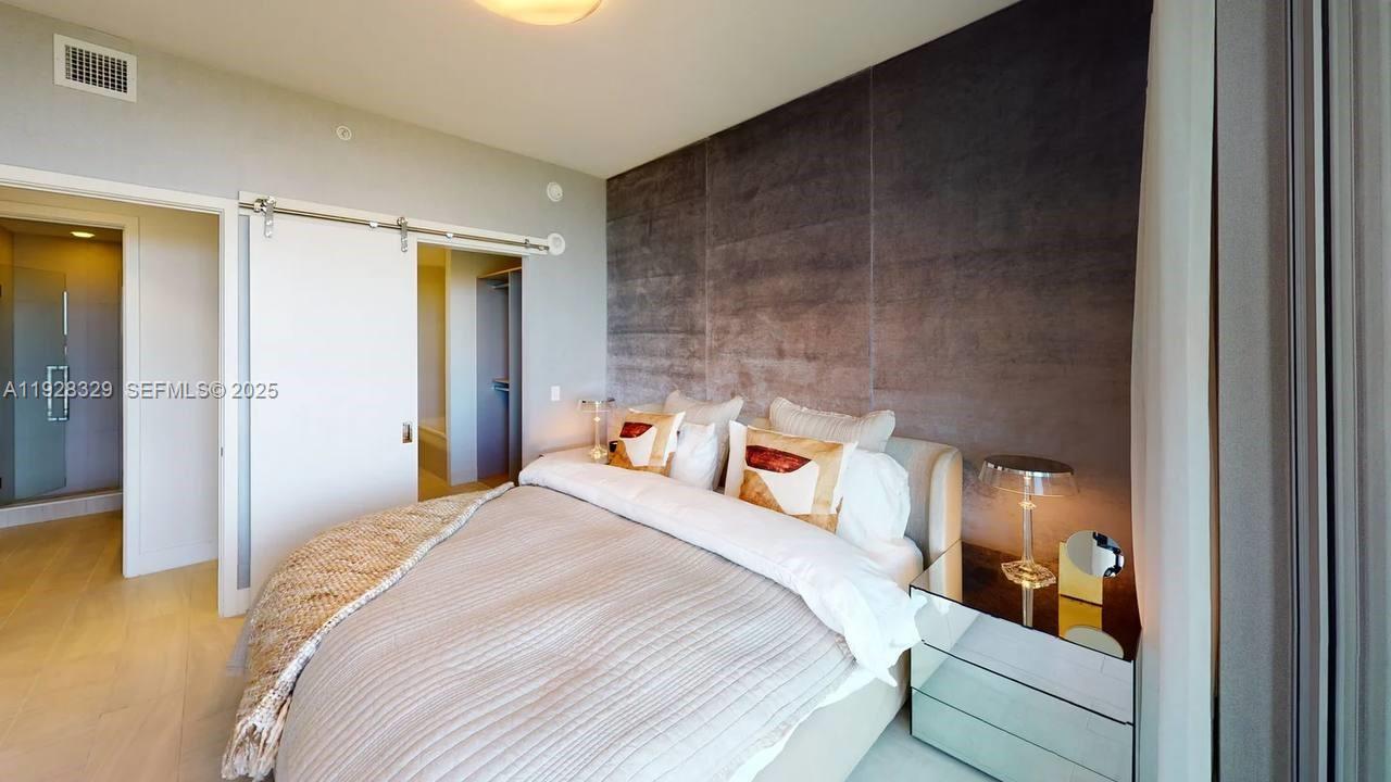 2000 Metropica Way #1701, Sunrise FL 33323