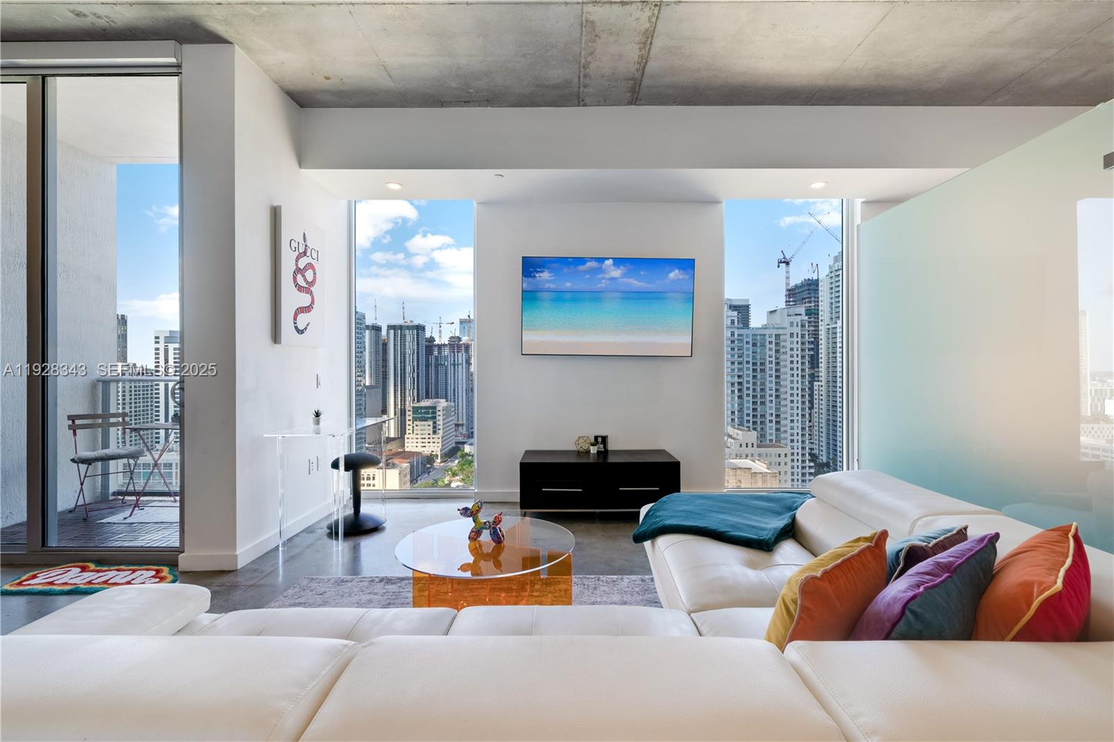 151 SE 1st St #3008, Miami FL 33131