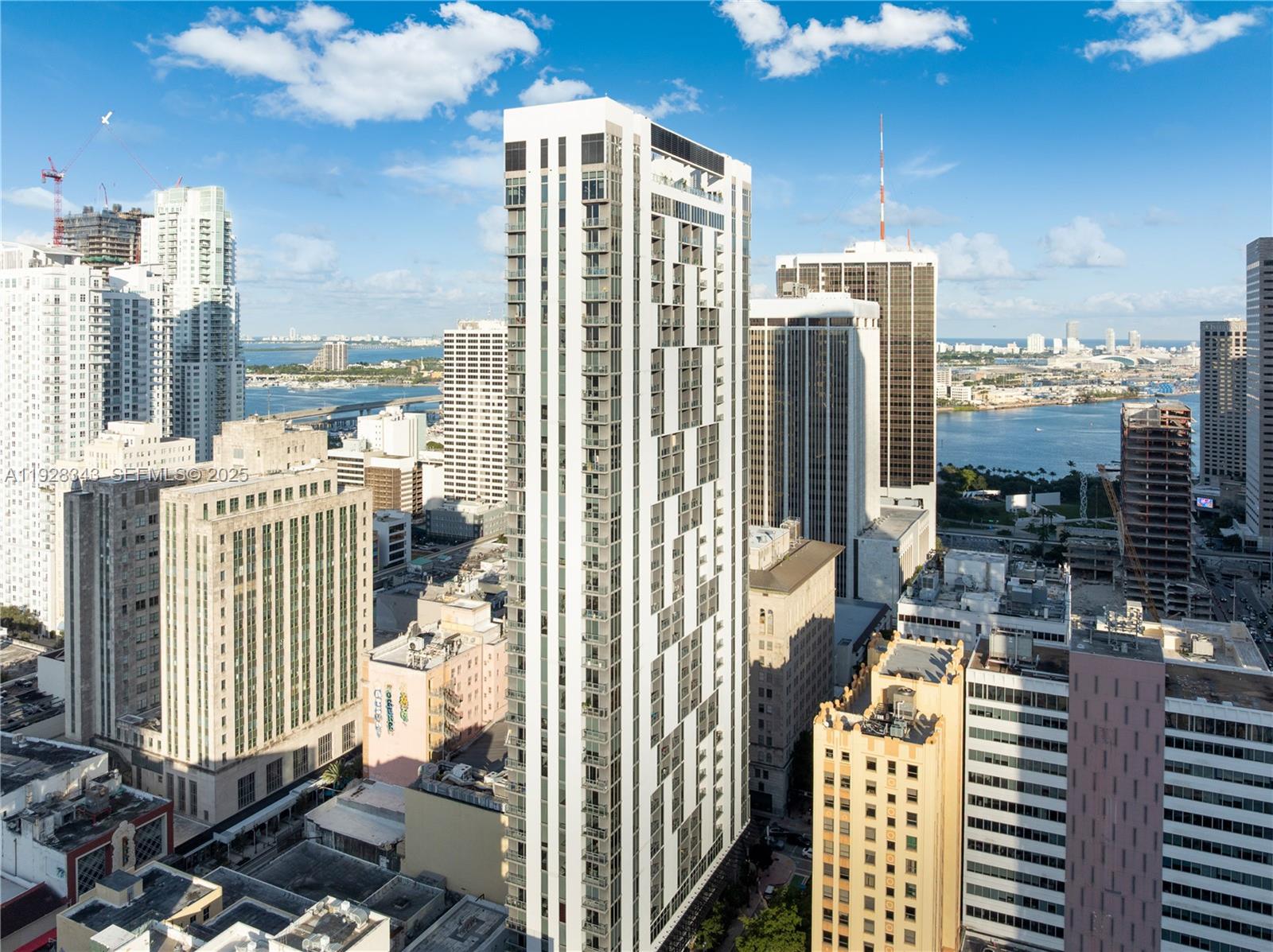 151 SE 1st St #3008, Miami FL 33131