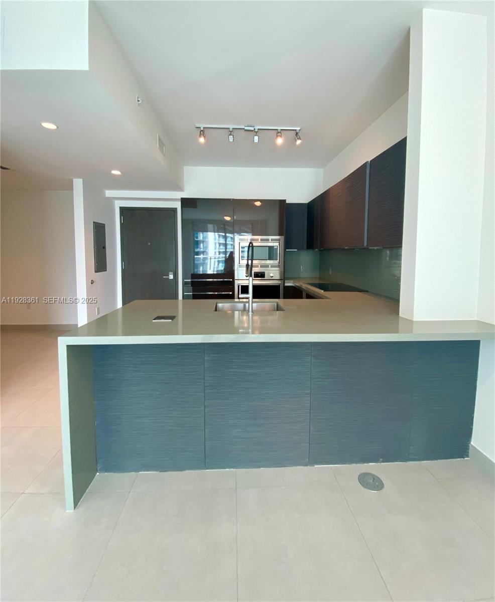 1080 Brickell Ave #3407, Miami FL 33131
