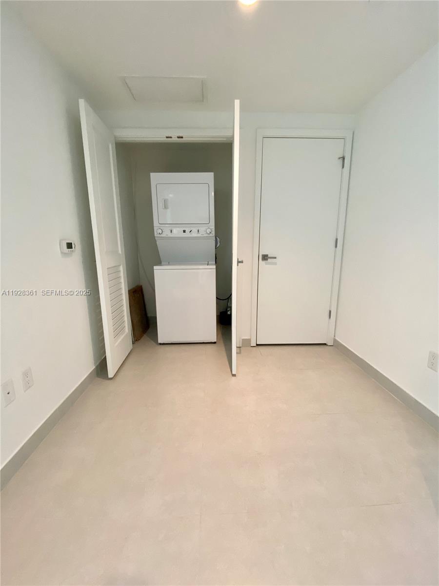 1080 Brickell Ave #3407, Miami FL 33131