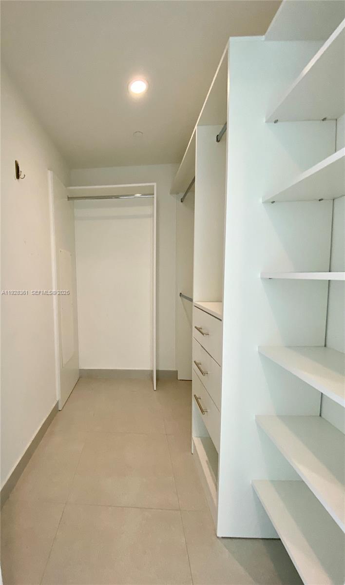 1080 Brickell Ave #3407, Miami FL 33131