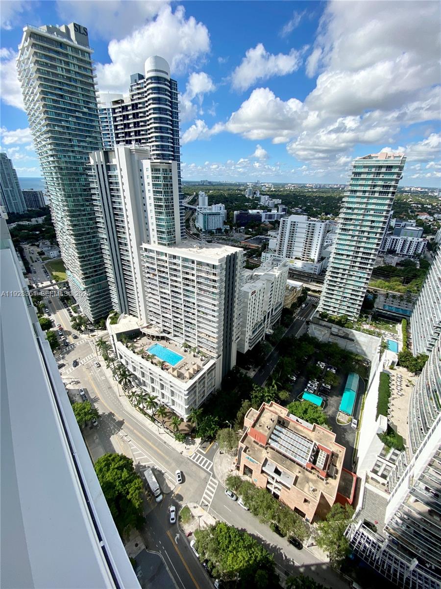 1080 Brickell Ave #3407, Miami FL 33131