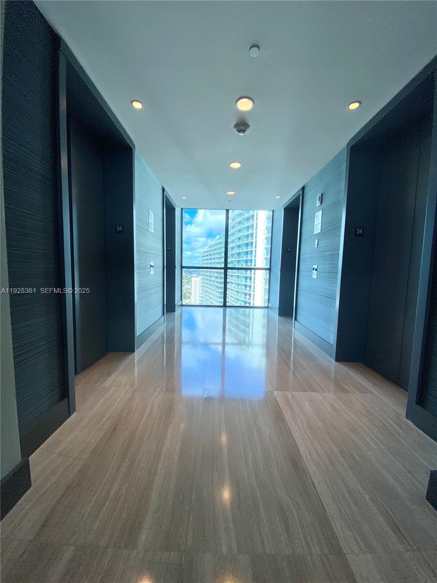 1080 Brickell Ave #3407, Miami FL 33131