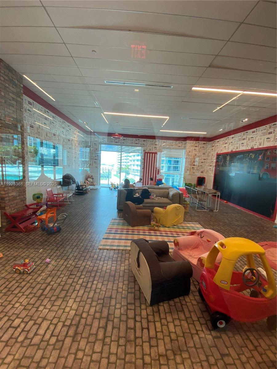 1080 Brickell Ave #3407, Miami FL 33131