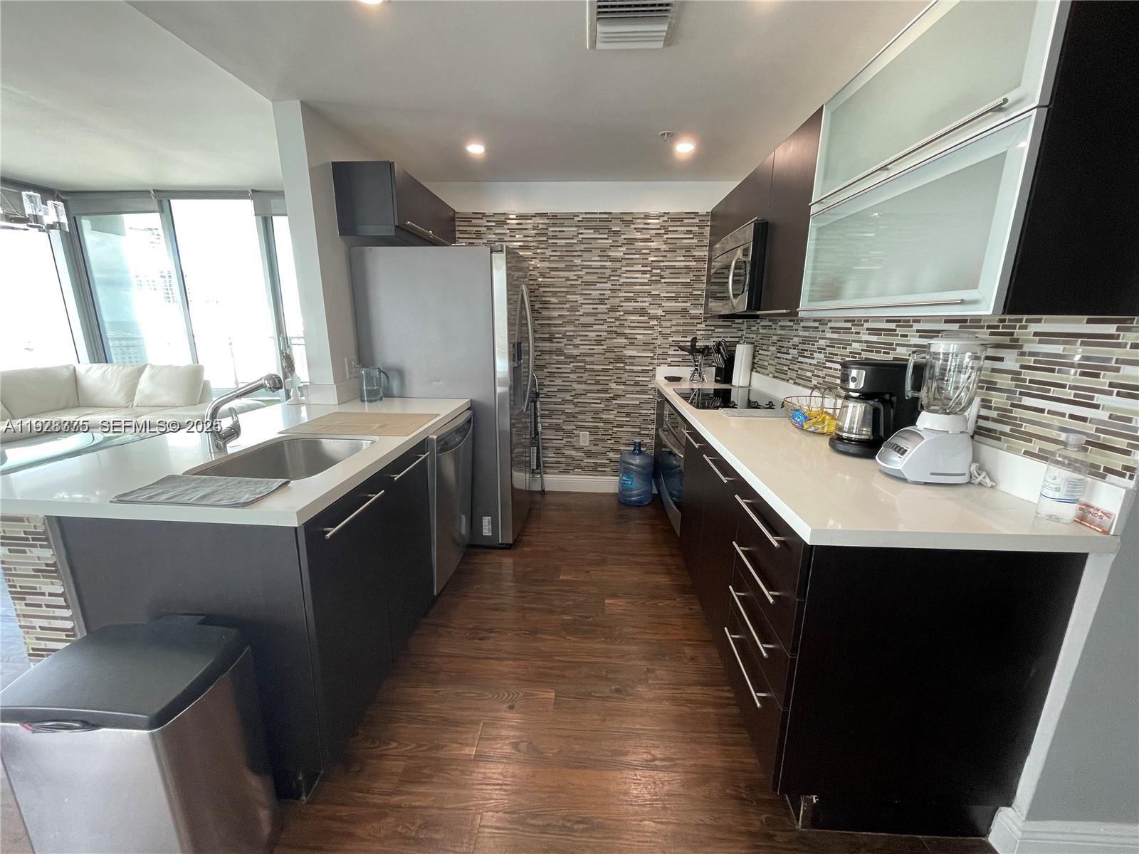 90 SW 3rd St #4404, Miami FL 33130