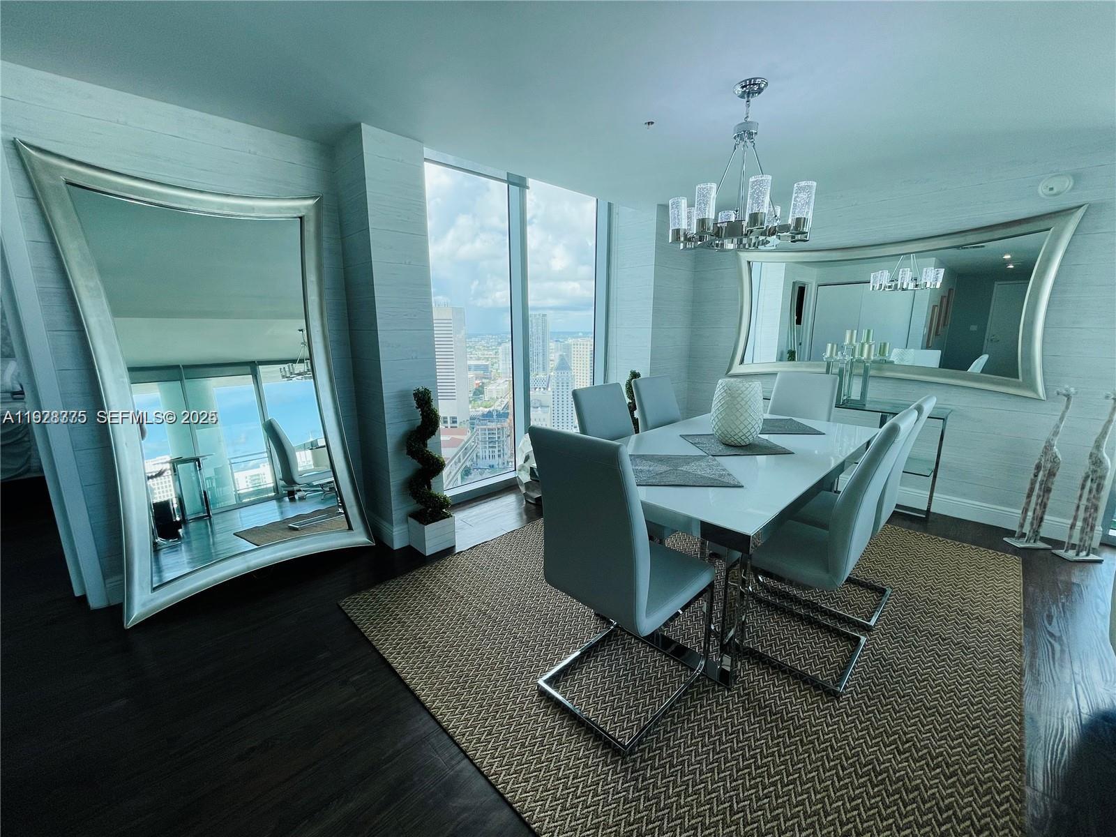 90 SW 3rd St #4404, Miami FL 33130