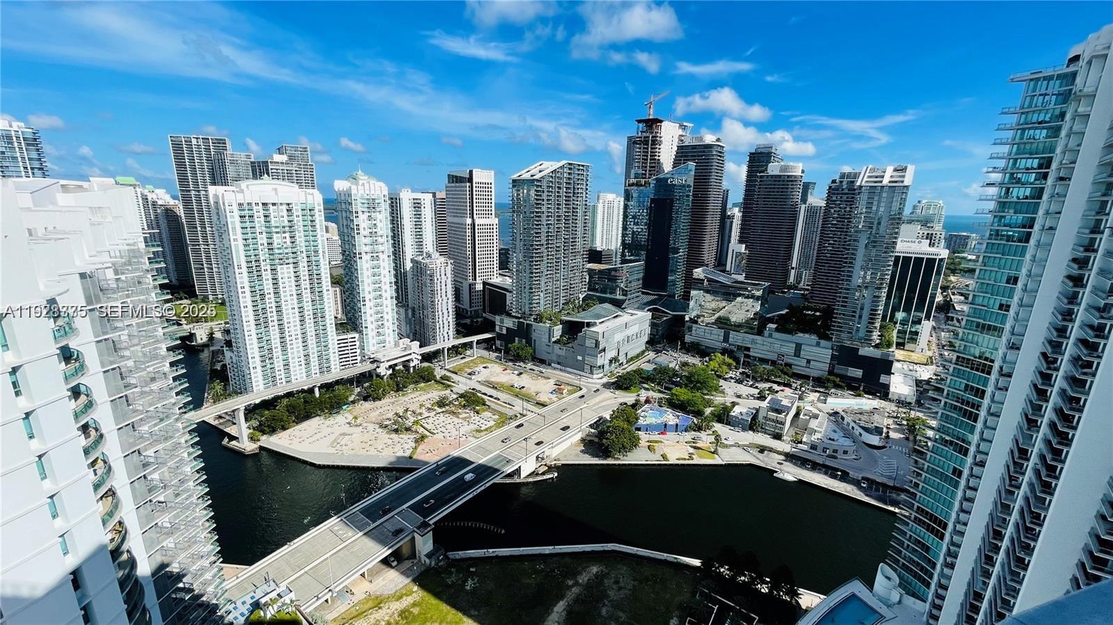 90 SW 3rd St #4404, Miami FL 33130