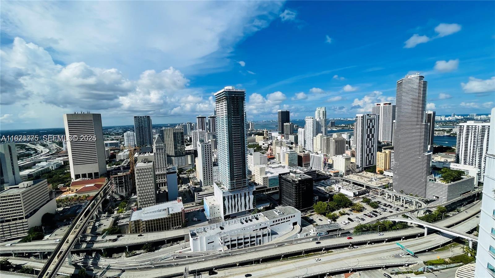 90 SW 3rd St #4404, Miami FL 33130