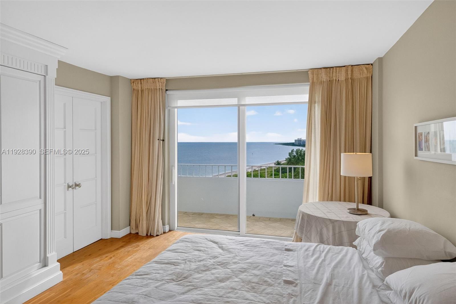 177 Ocean Lane Dr #1101, Key Biscayne FL 33149