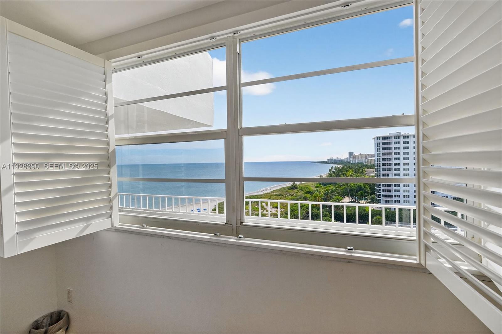 177 Ocean Lane Dr #1101, Key Biscayne FL 33149