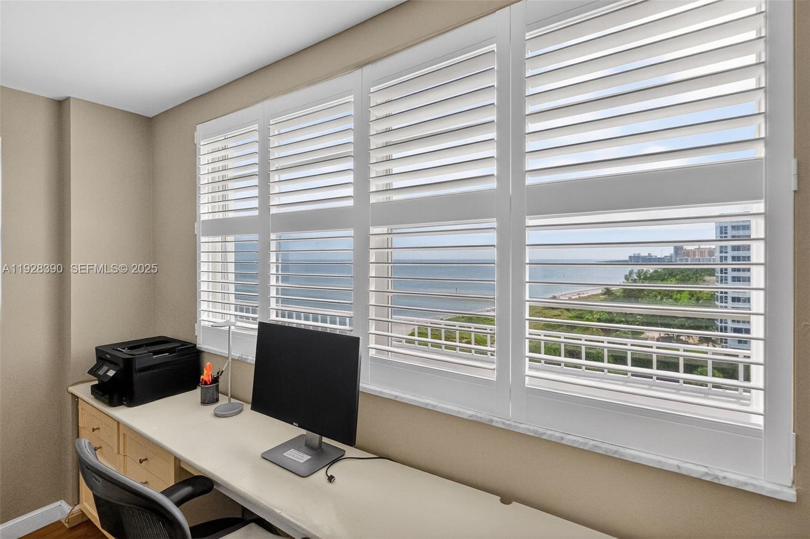 177 Ocean Lane Dr #1101, Key Biscayne FL 33149