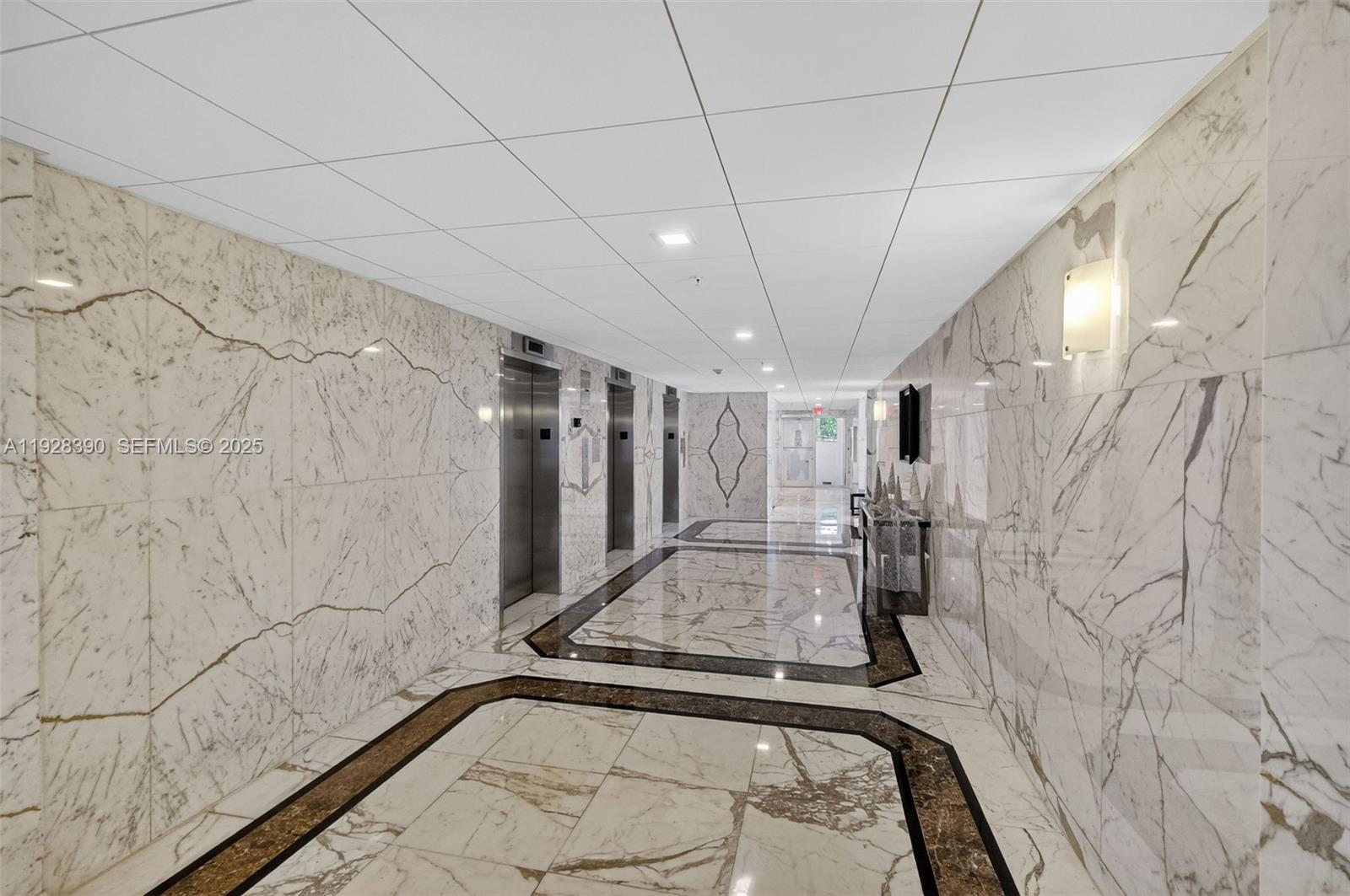 177 Ocean Lane Dr #1101, Key Biscayne FL 33149