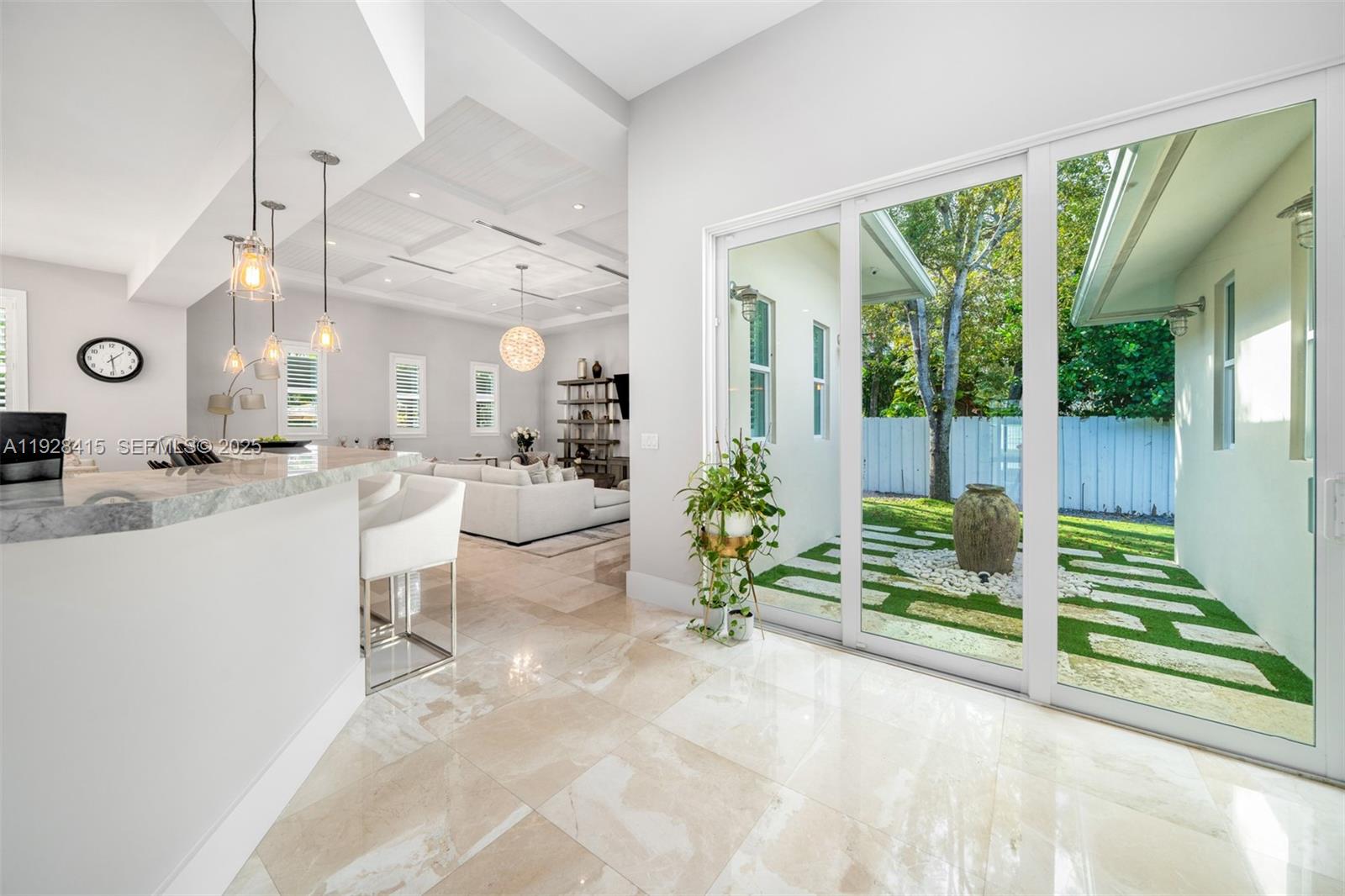 7222 SW 79th Ter, Miami FL 33143