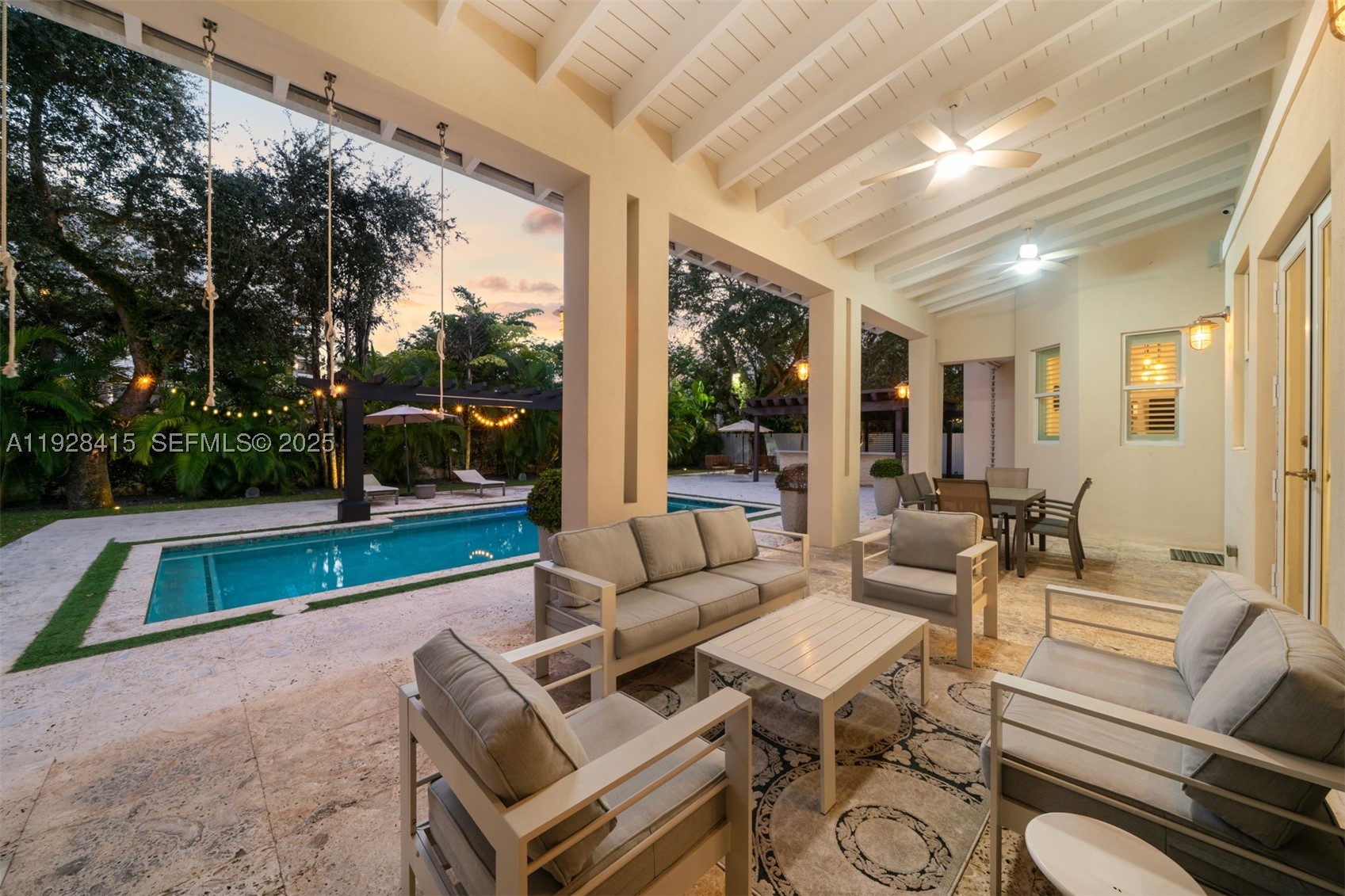 7222 SW 79th Ter, Miami FL 33143