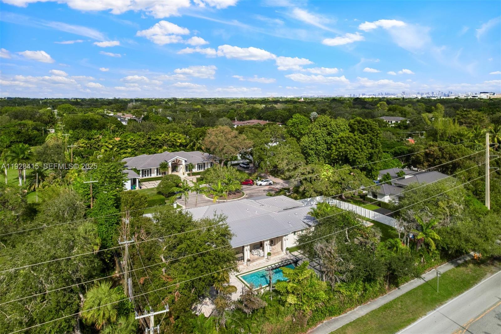 7222 SW 79th Ter, Miami FL 33143