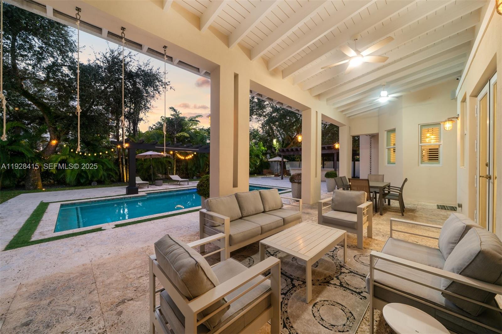 7222 SW 79th Ter, Miami FL 33143