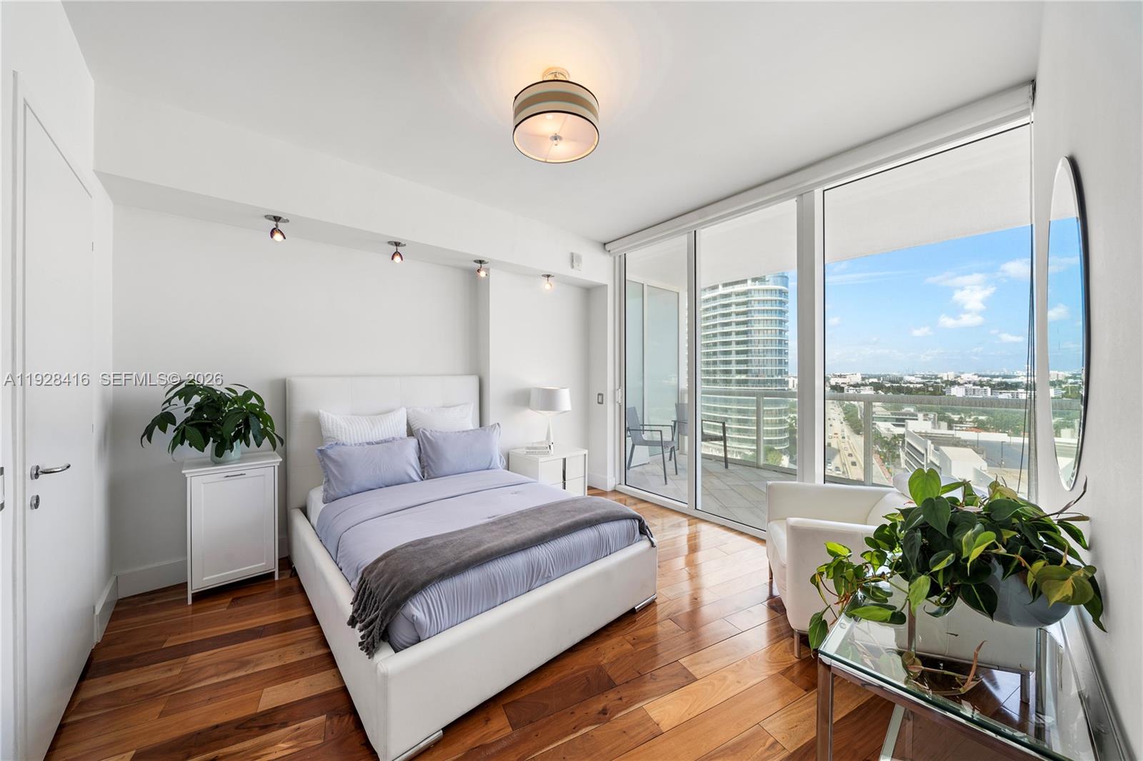 450 Alton Rd #1610, Miami Beach FL 33139