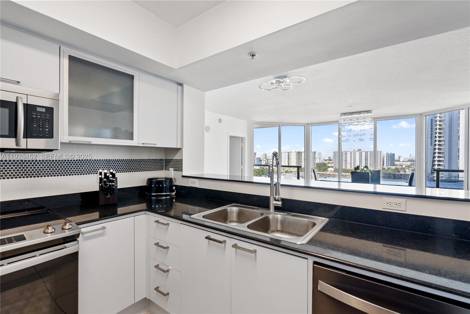 16699 Collins Ave #1507, Sunny Isles Beach FL 33160