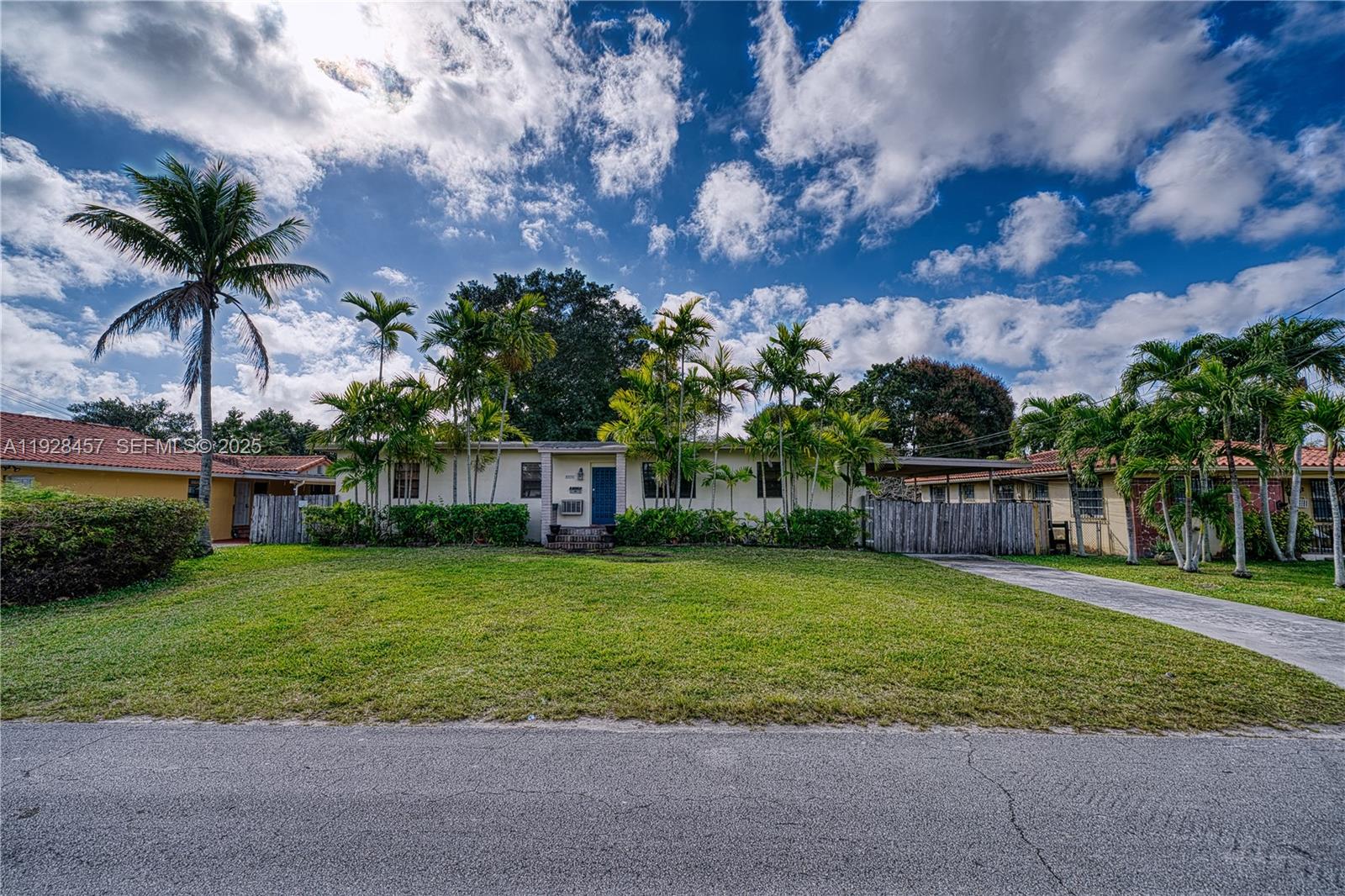 6550 SW 27th St, Miami FL 33155