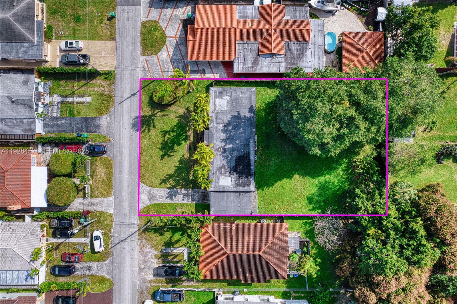 6550 SW 27th St, Miami FL 33155