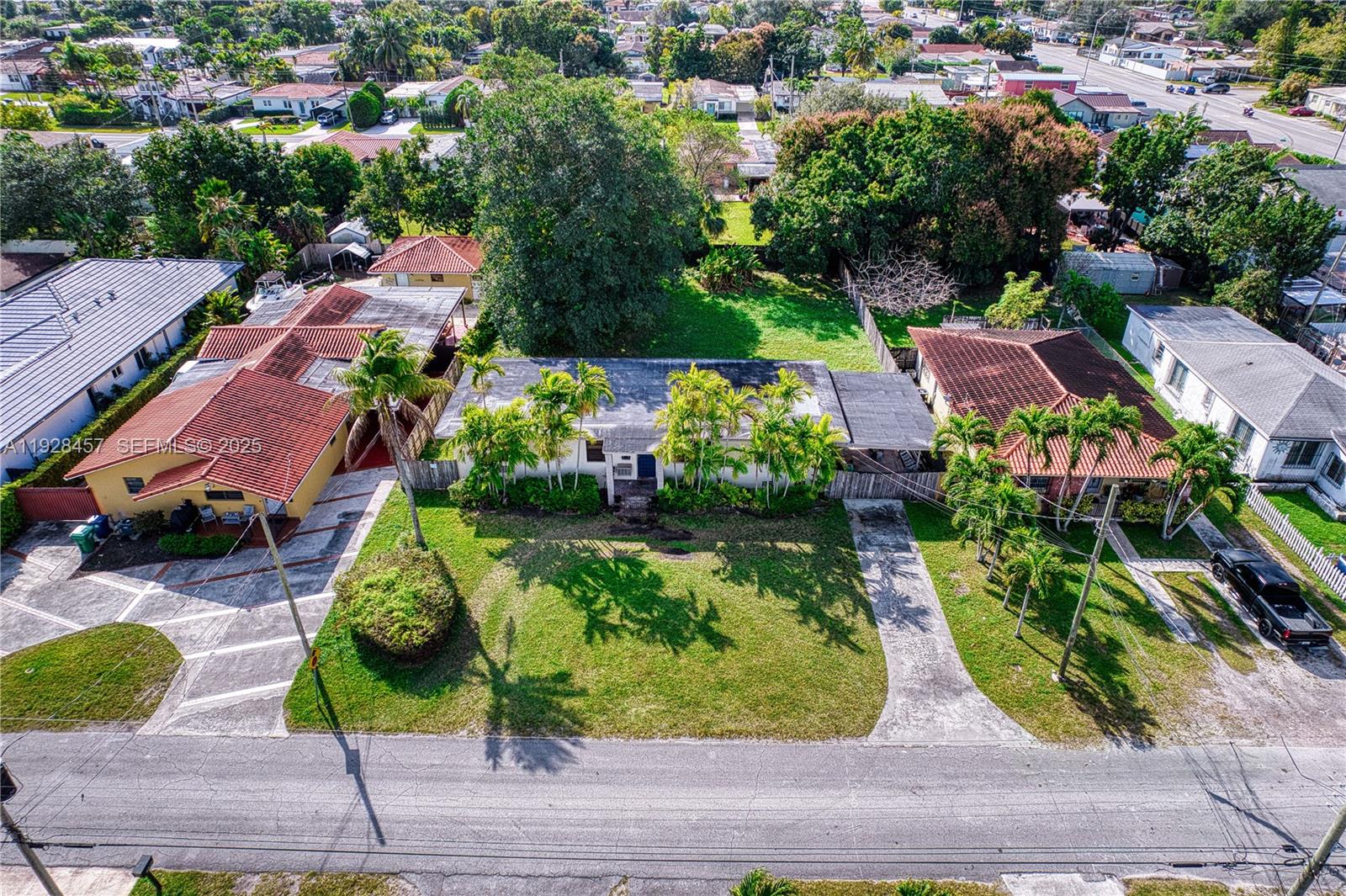 6550 SW 27th St, Miami FL 33155