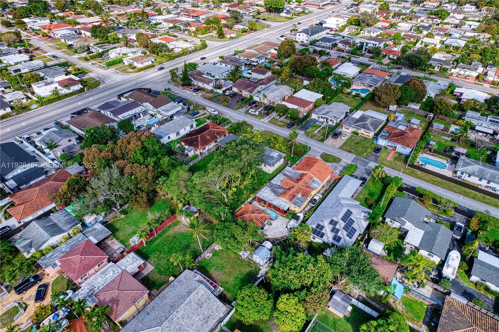 6550 SW 27th St, Miami FL 33155