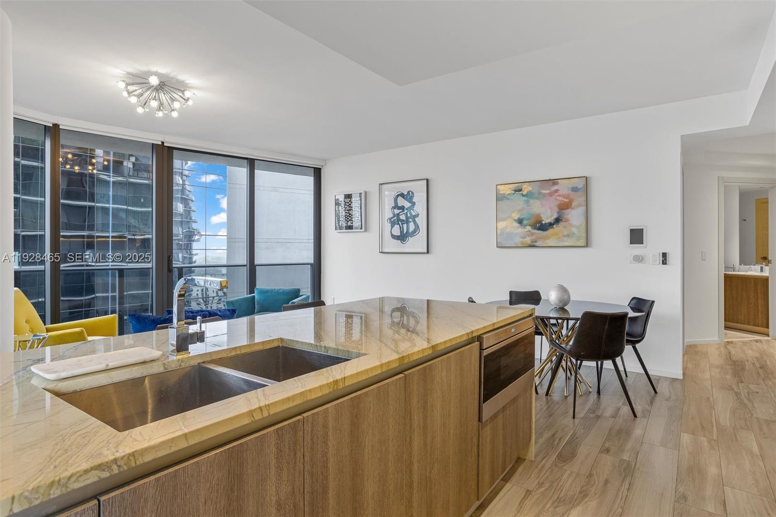 801 S Miami Ave #4205, Miami FL 33130
