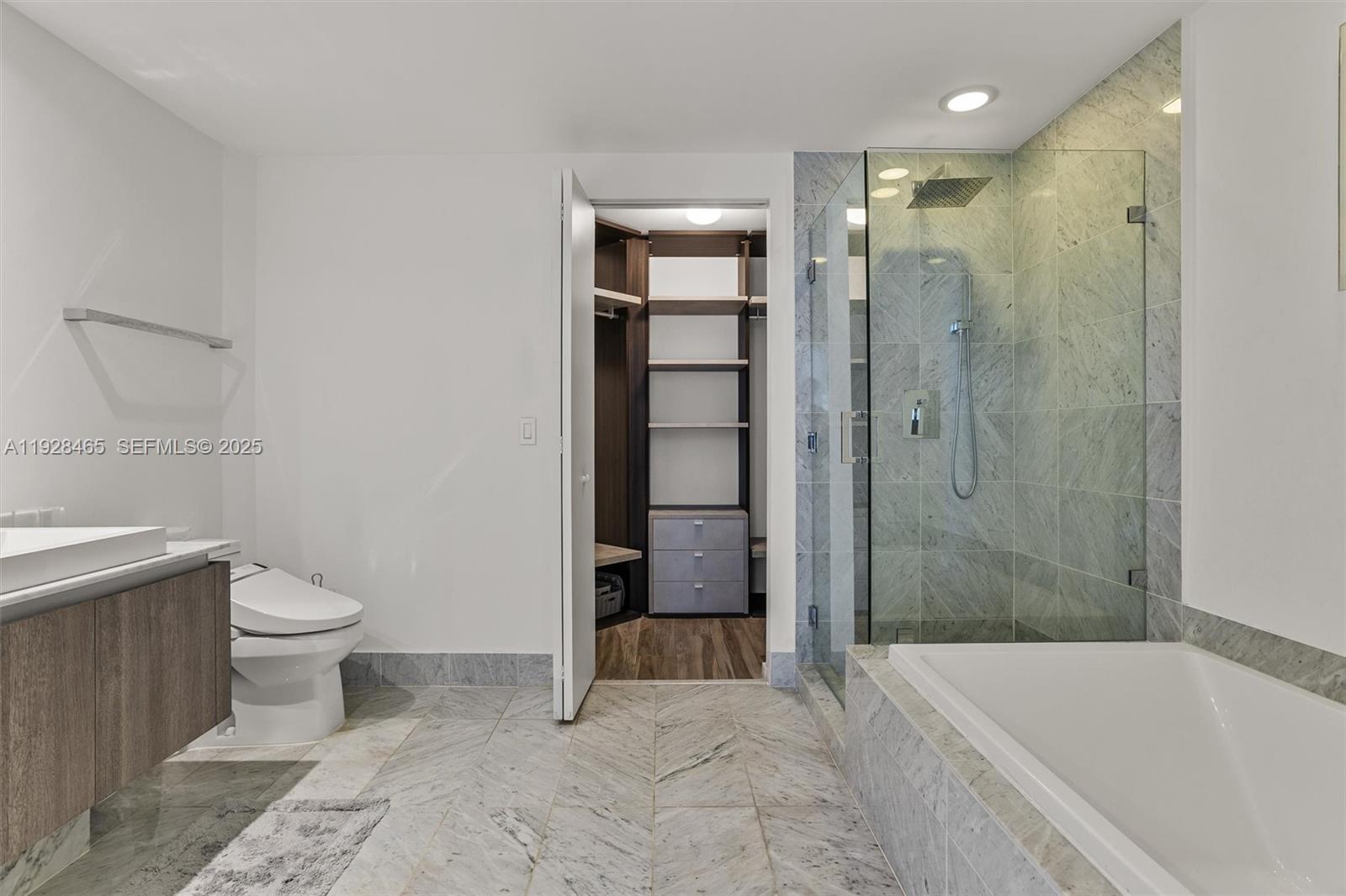 801 S Miami Ave #4205, Miami FL 33130