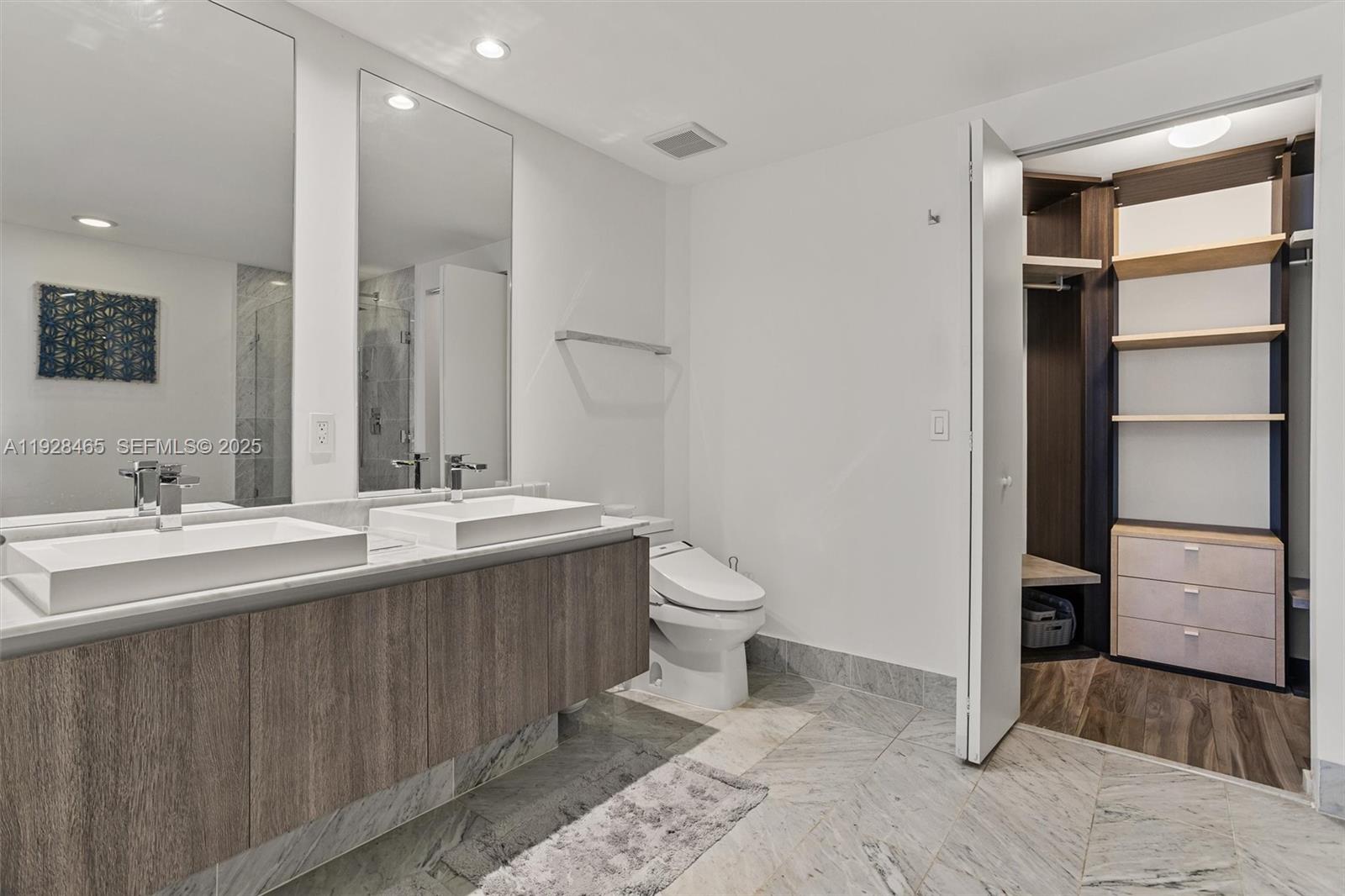 801 S Miami Ave #4205, Miami FL 33130