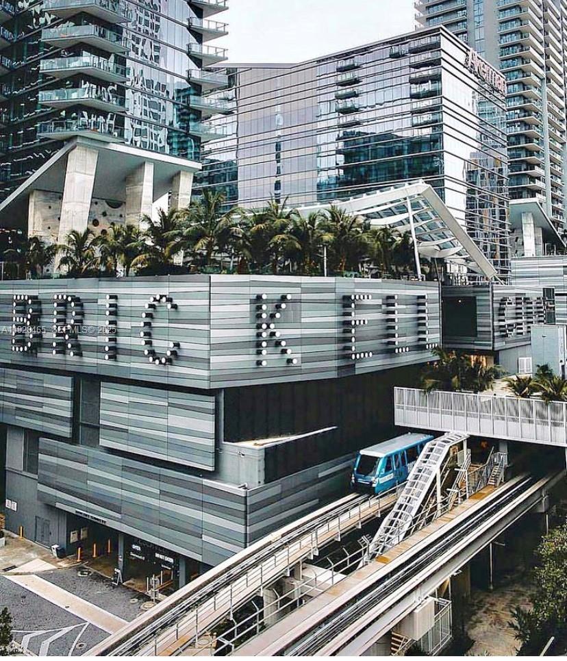 801 S Miami Ave #4205, Miami FL 33130