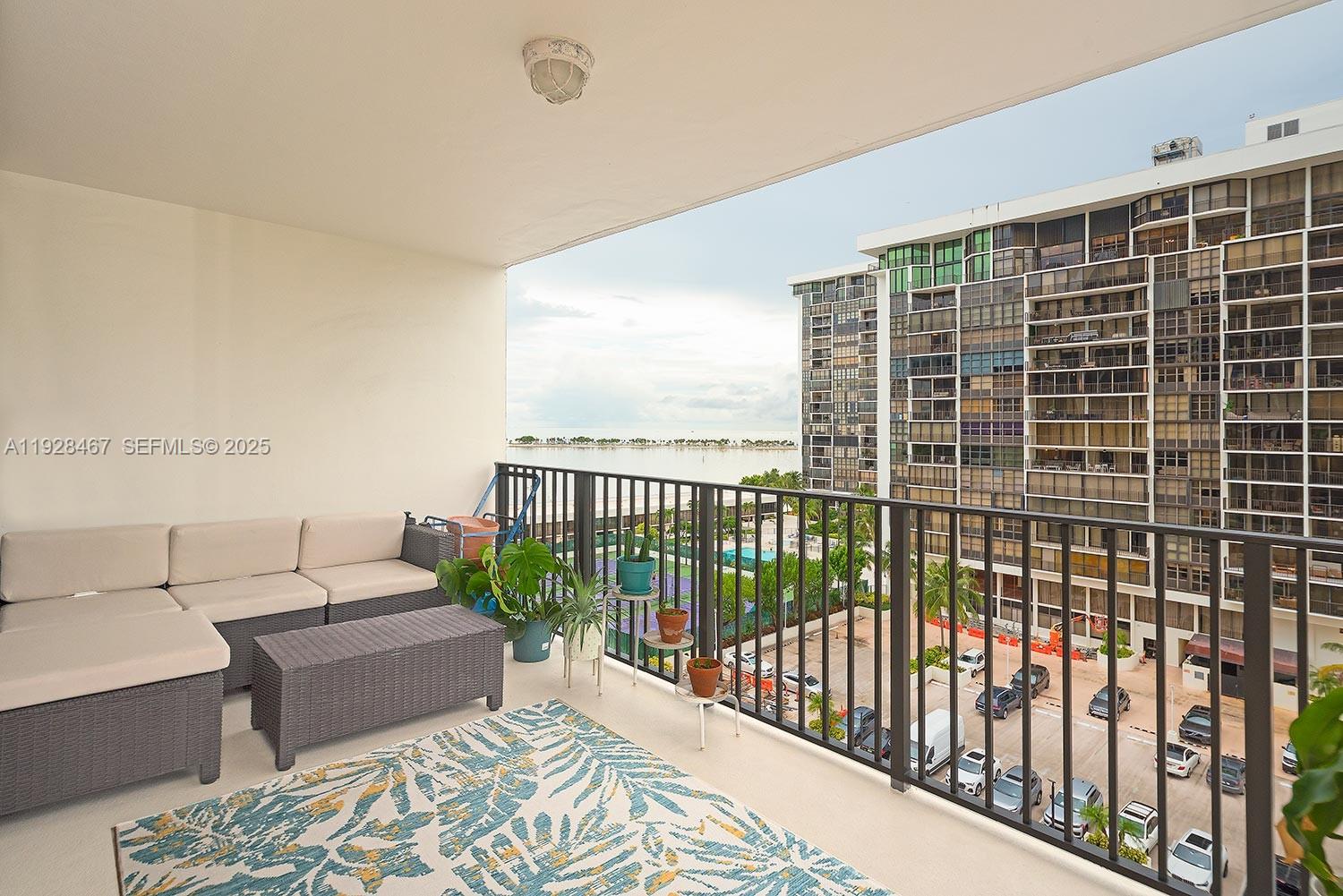 1901 Brickell Ave #B905, Miami FL 33129
