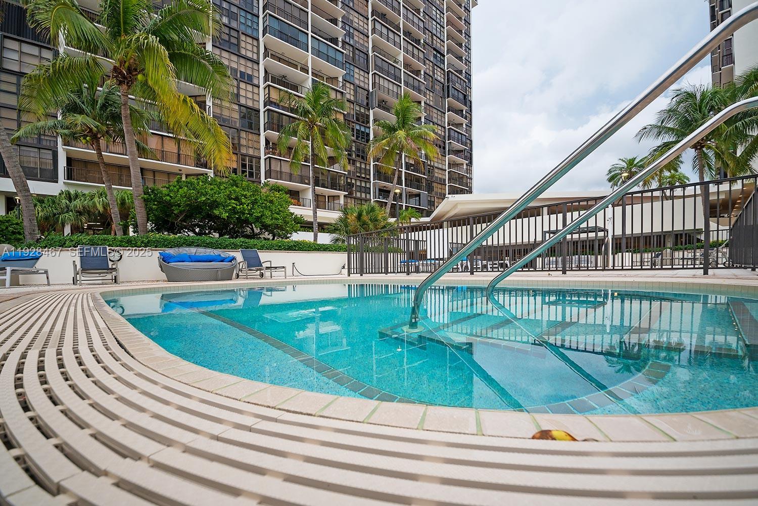 1901 Brickell Ave #B905, Miami FL 33129