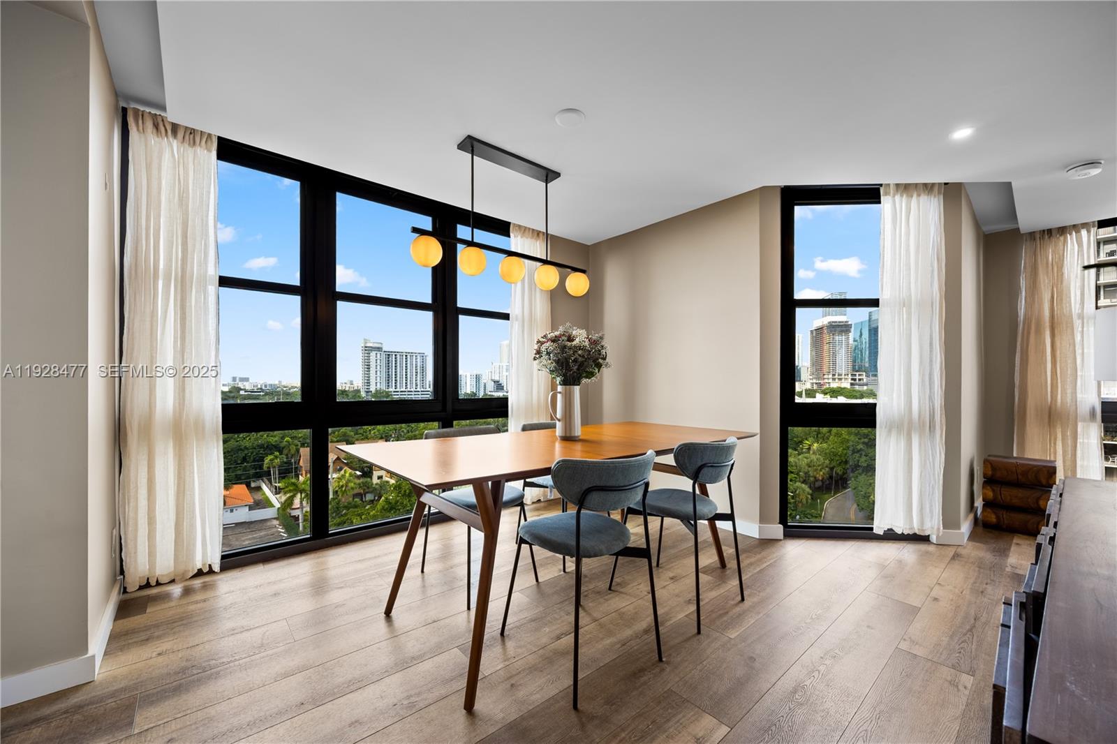 1915 Brickell Ave #1001, Miami FL 33129