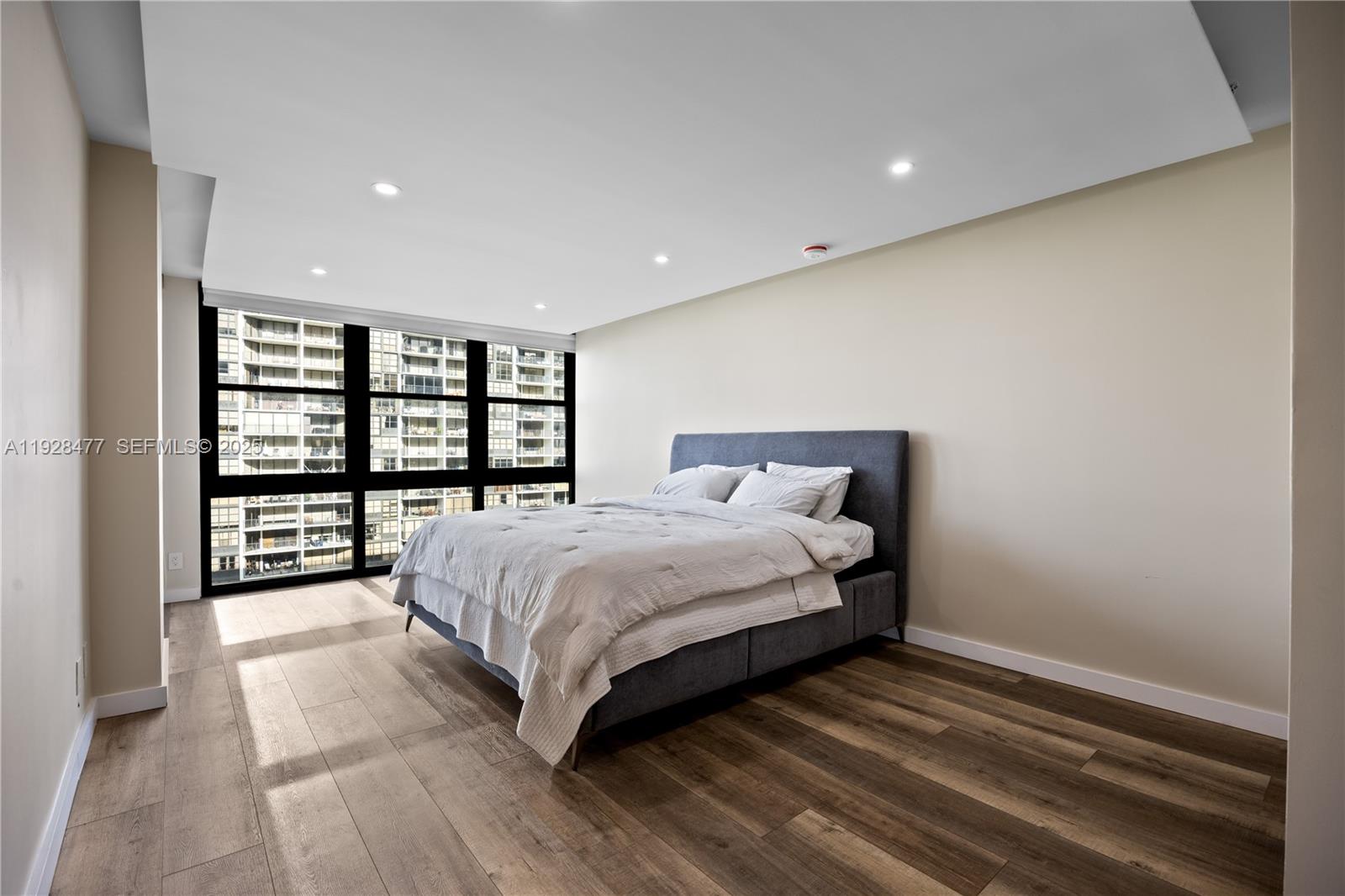 1915 Brickell Ave #1001, Miami FL 33129