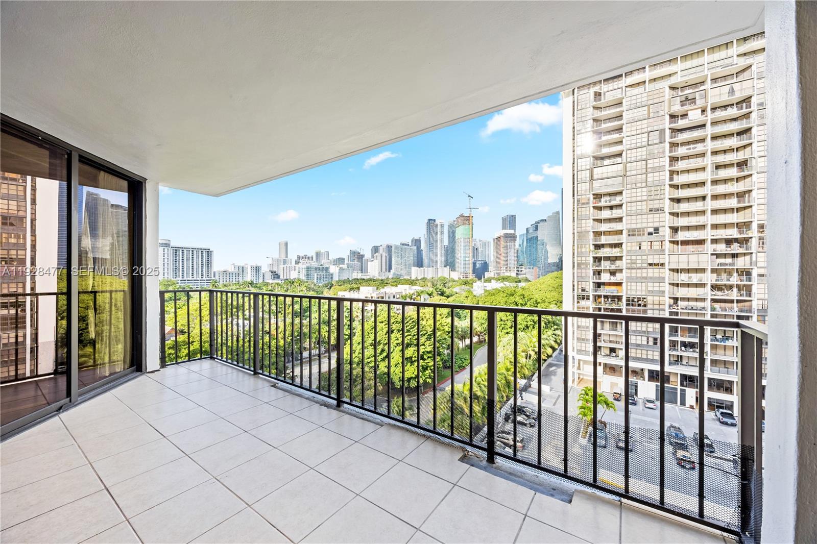 1915 Brickell Ave #1001, Miami FL 33129