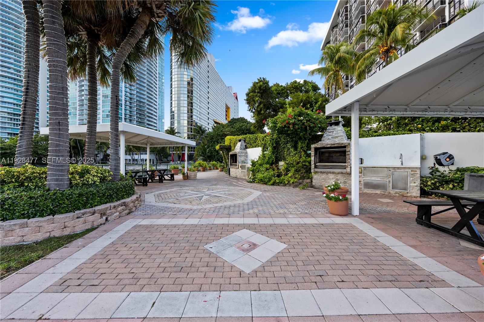 1915 Brickell Ave #1001, Miami FL 33129