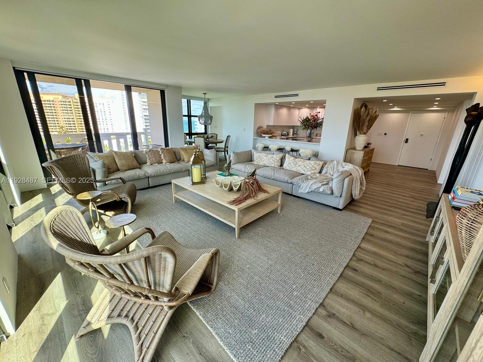 1121 Crandon Blvd #E1001, Key Biscayne FL 33149