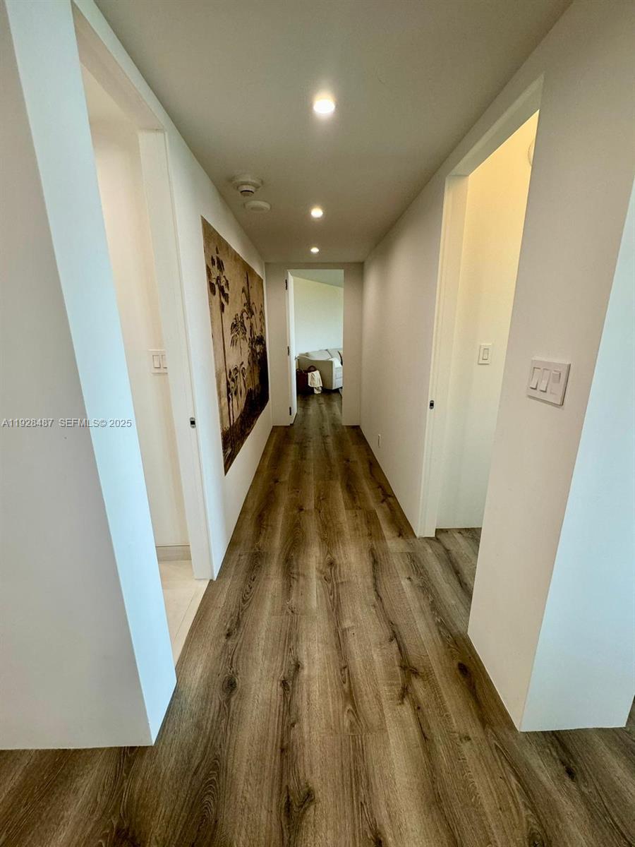 1121 Crandon Blvd #E1001, Key Biscayne FL 33149