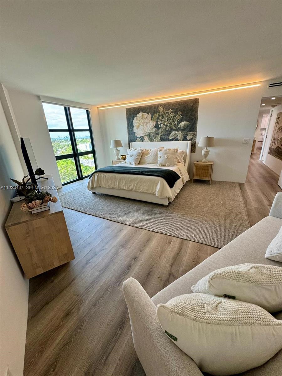 1121 Crandon Blvd #E1001, Key Biscayne FL 33149