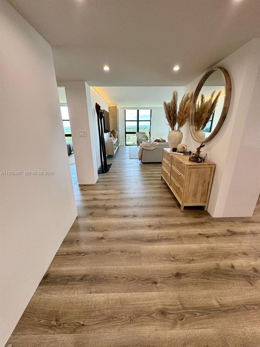 1121 Crandon Blvd #E1001, Key Biscayne FL 33149