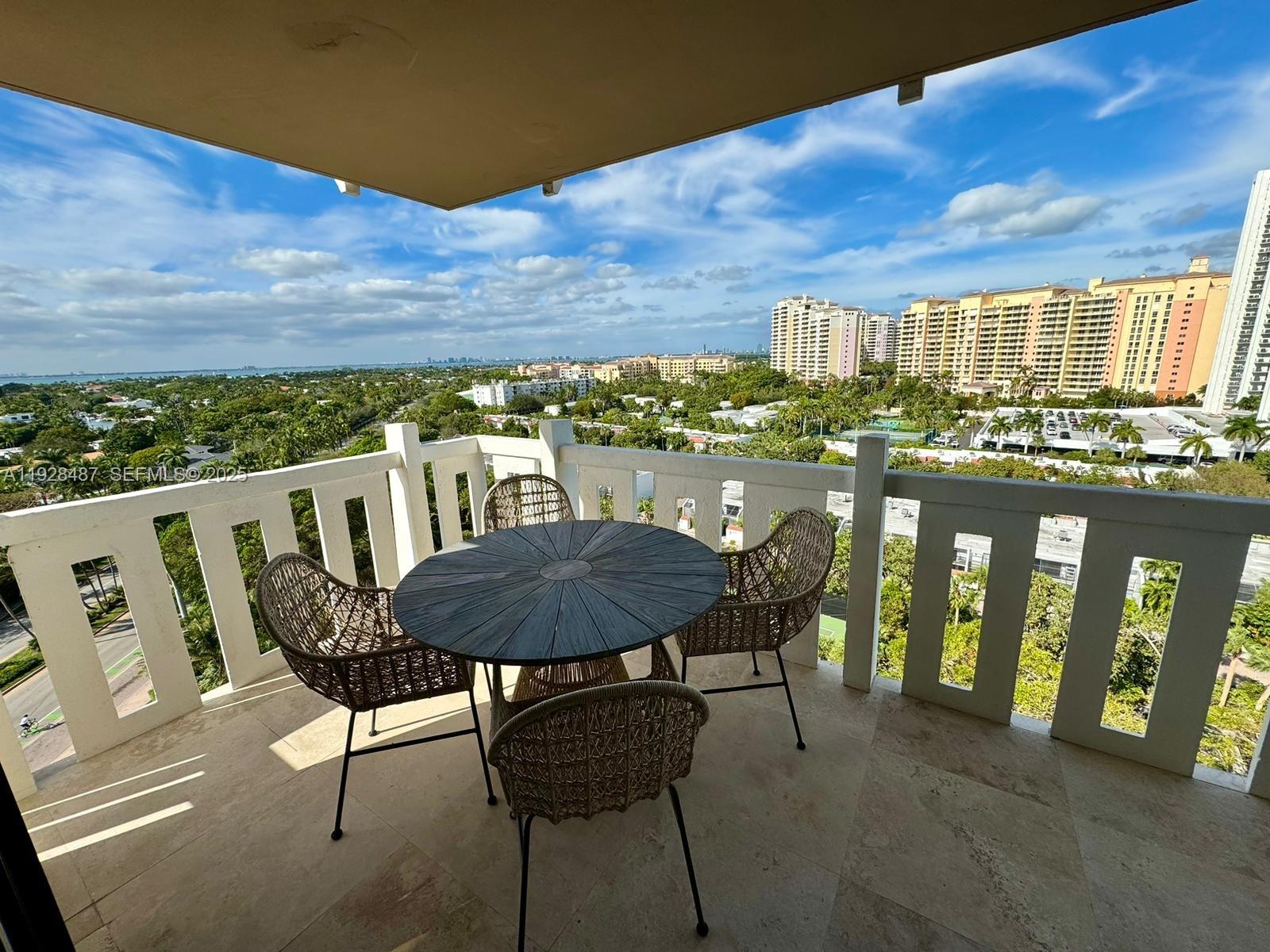 1121 Crandon Blvd #E1001, Key Biscayne FL 33149