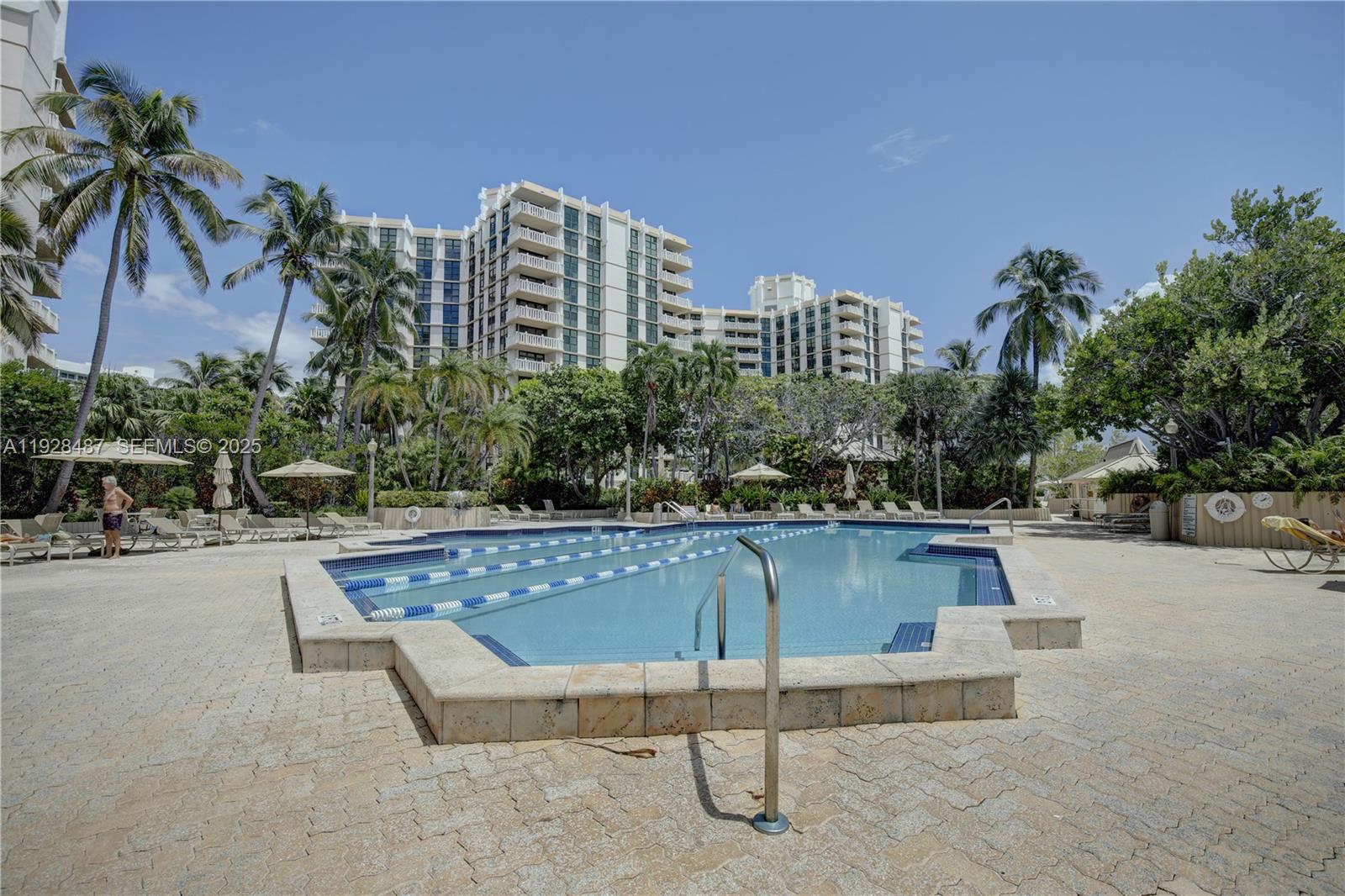 1121 Crandon Blvd #E1001, Key Biscayne FL 33149