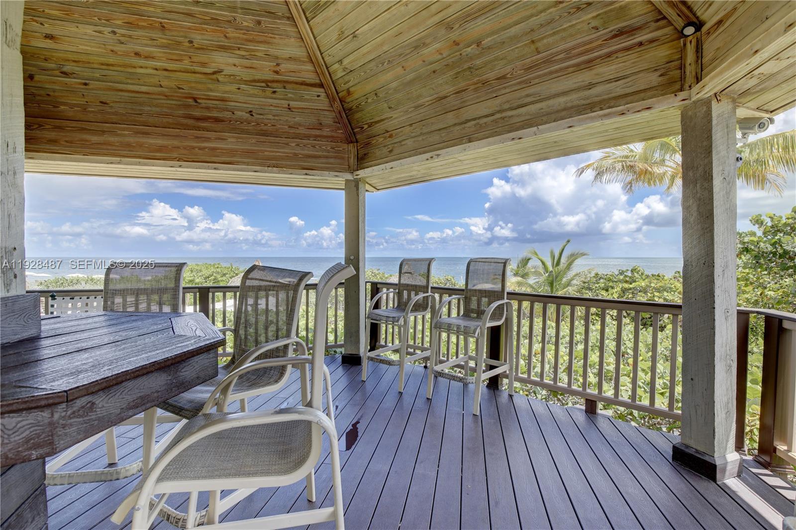 1121 Crandon Blvd #E1001, Key Biscayne FL 33149