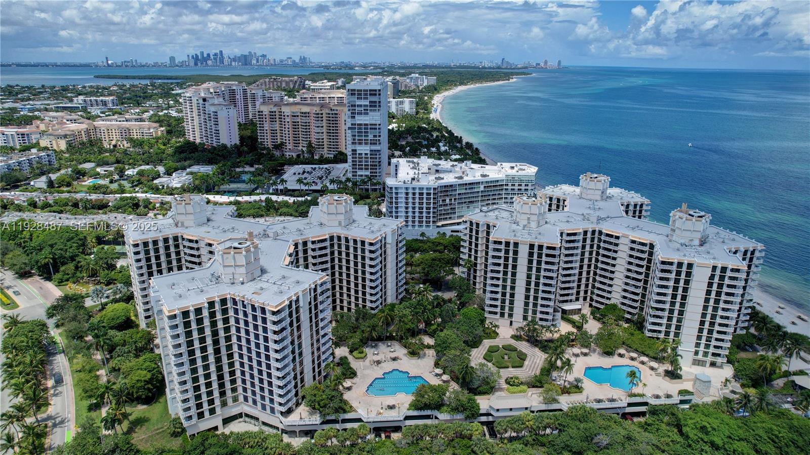 1121 Crandon Blvd #E1001, Key Biscayne FL 33149
