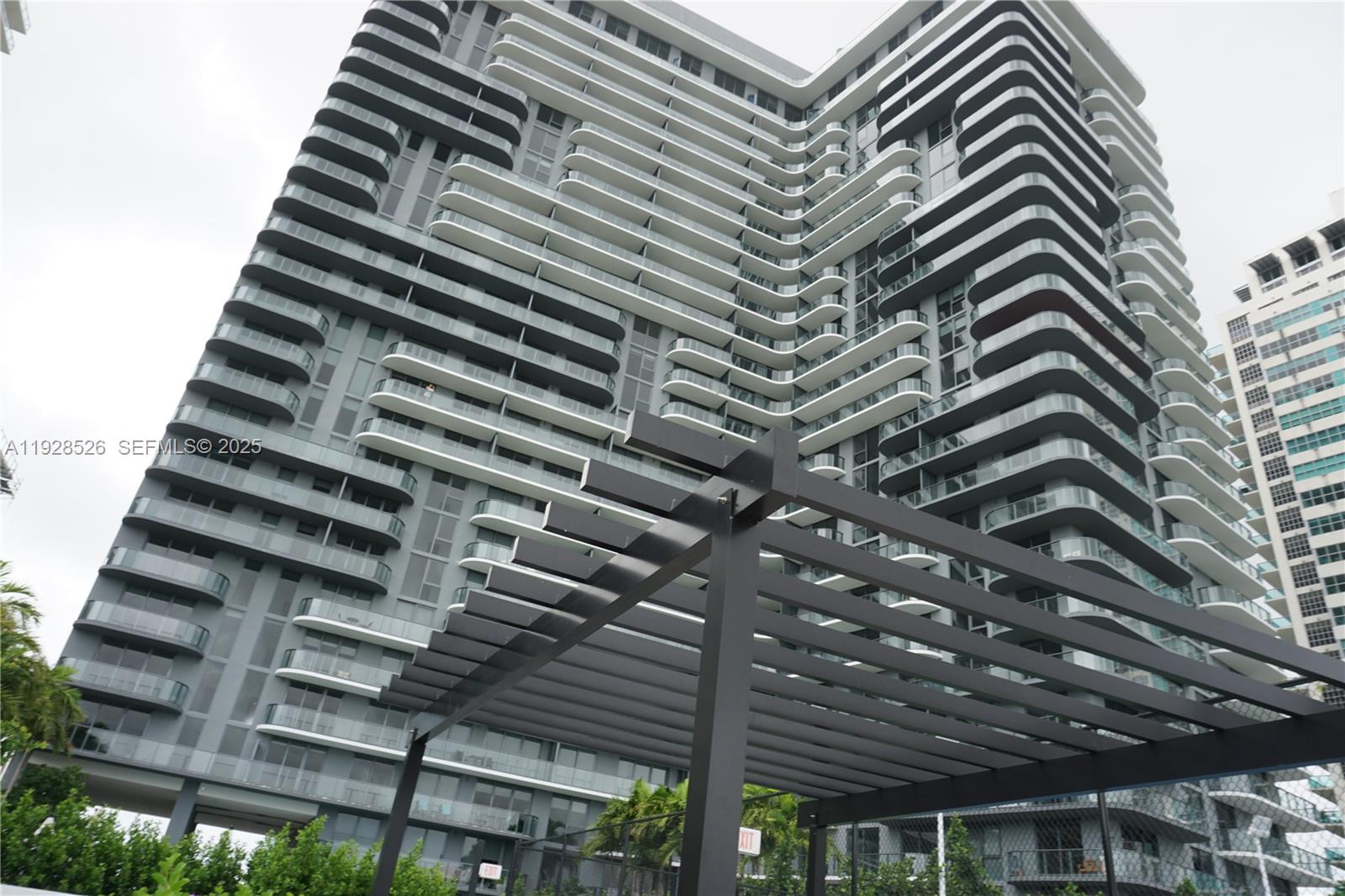 121 NE 34th St #2406A, Miami FL 33137